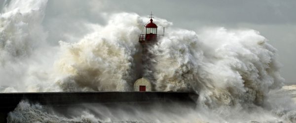 Leuchtturm im Sturm, Glasbild Panorama Rabatt – Bild 5